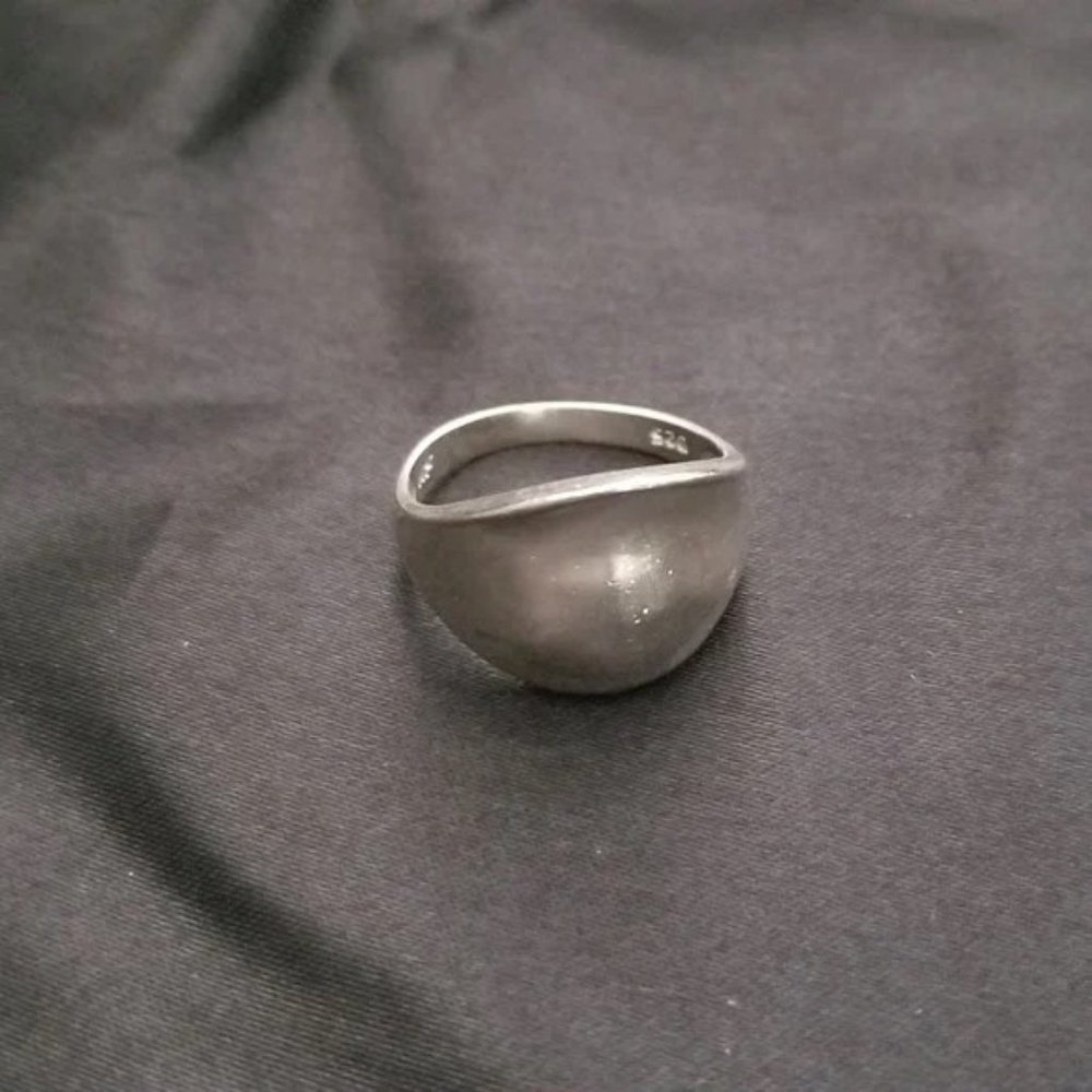 Silver Ring size 7.5